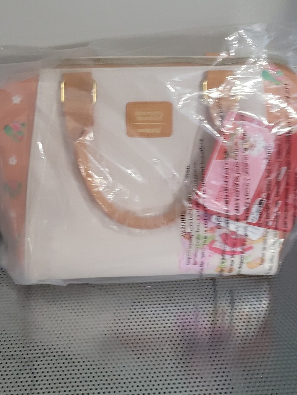 Strawberry Shortcake Loungefly Handbag - Picture 3 of 5